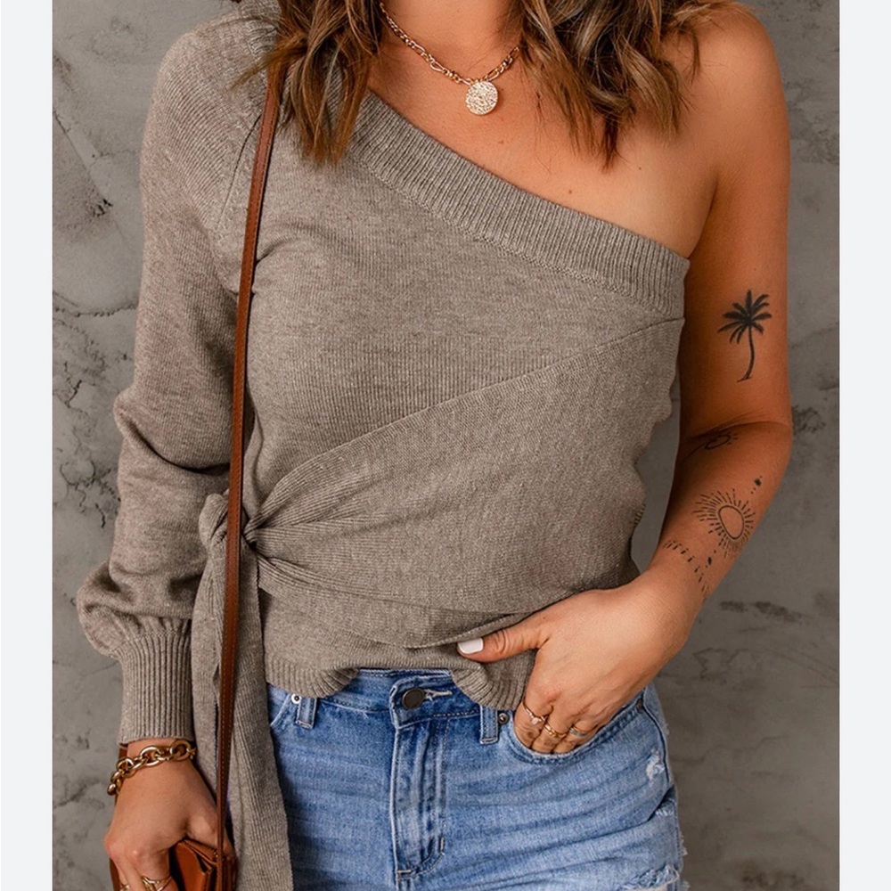 Astr Off-the-Shoulder Taupe Sweater